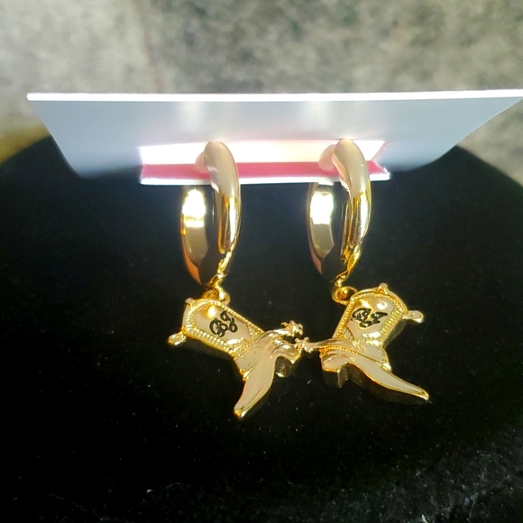 Betsey Johnson Cowboy Boot Enamel Huggie Hoop Earrings - Picture 5 of 5